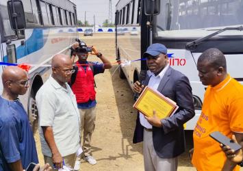 Presentation of the three Buses